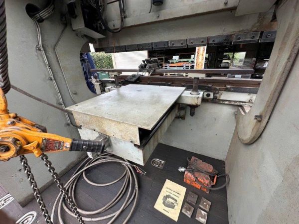 Máy chấn KOMATSU PHS80×200