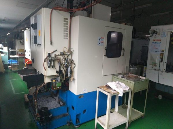Máy phay CNC Tsugami VMA3
