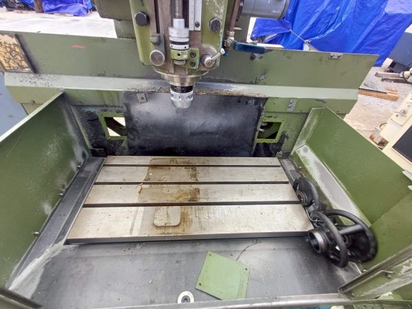 Máy Phay CNC Makino KEV-55 (S/N: A96-304) - Hình ảnh 11