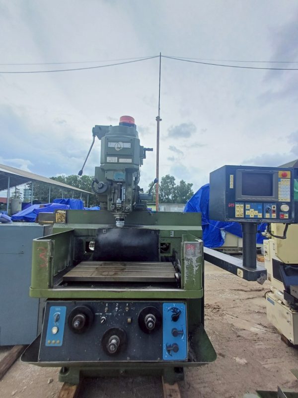 Máy Phay CNC Makino KEV-55 (S/N: A96-304)
