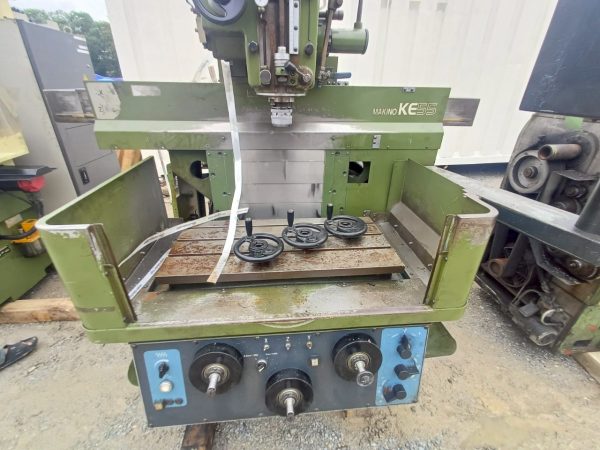 Máy Phay CNC Makino KEV-55 (S/N: A95-206) - Hình ảnh 9