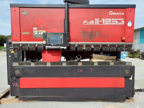Máy Chấn Amada FBD1253NT