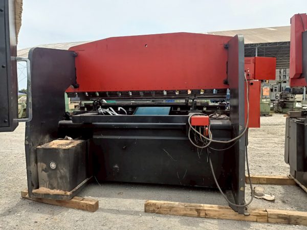 Máy Chấn Amada RG100 - Hình ảnh 2