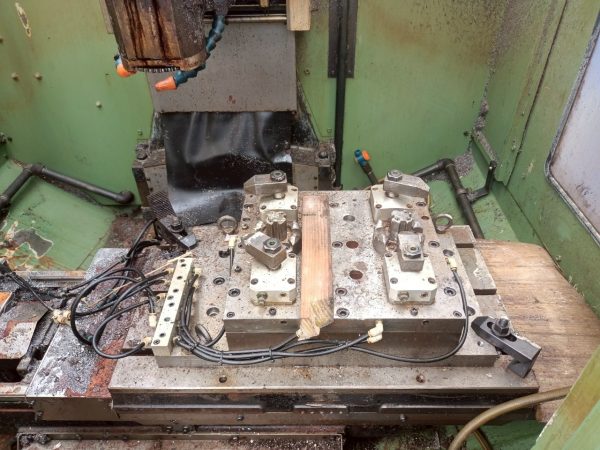 Máy Khoan Fanuc Robodrill α-T14iA (S/N: P976TH264) - Hình ảnh 10