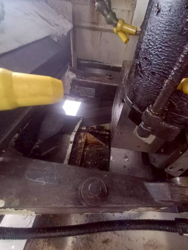 Máy Phay CNC Mori Seiki M-300A1 (S/N: 1154) - Hình ảnh 11