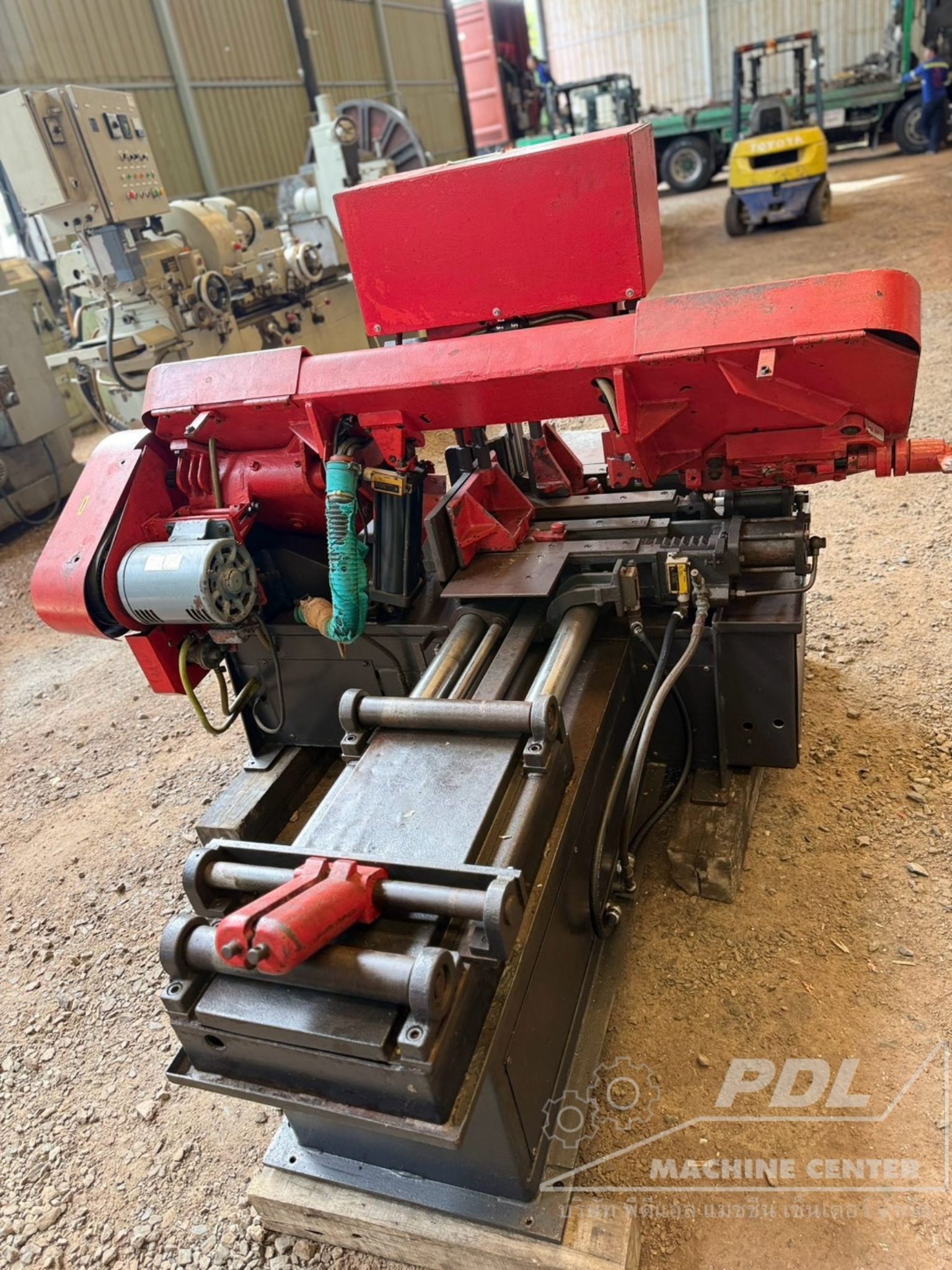 Bandsaw AMADA HA250B 25300190 - Image 3