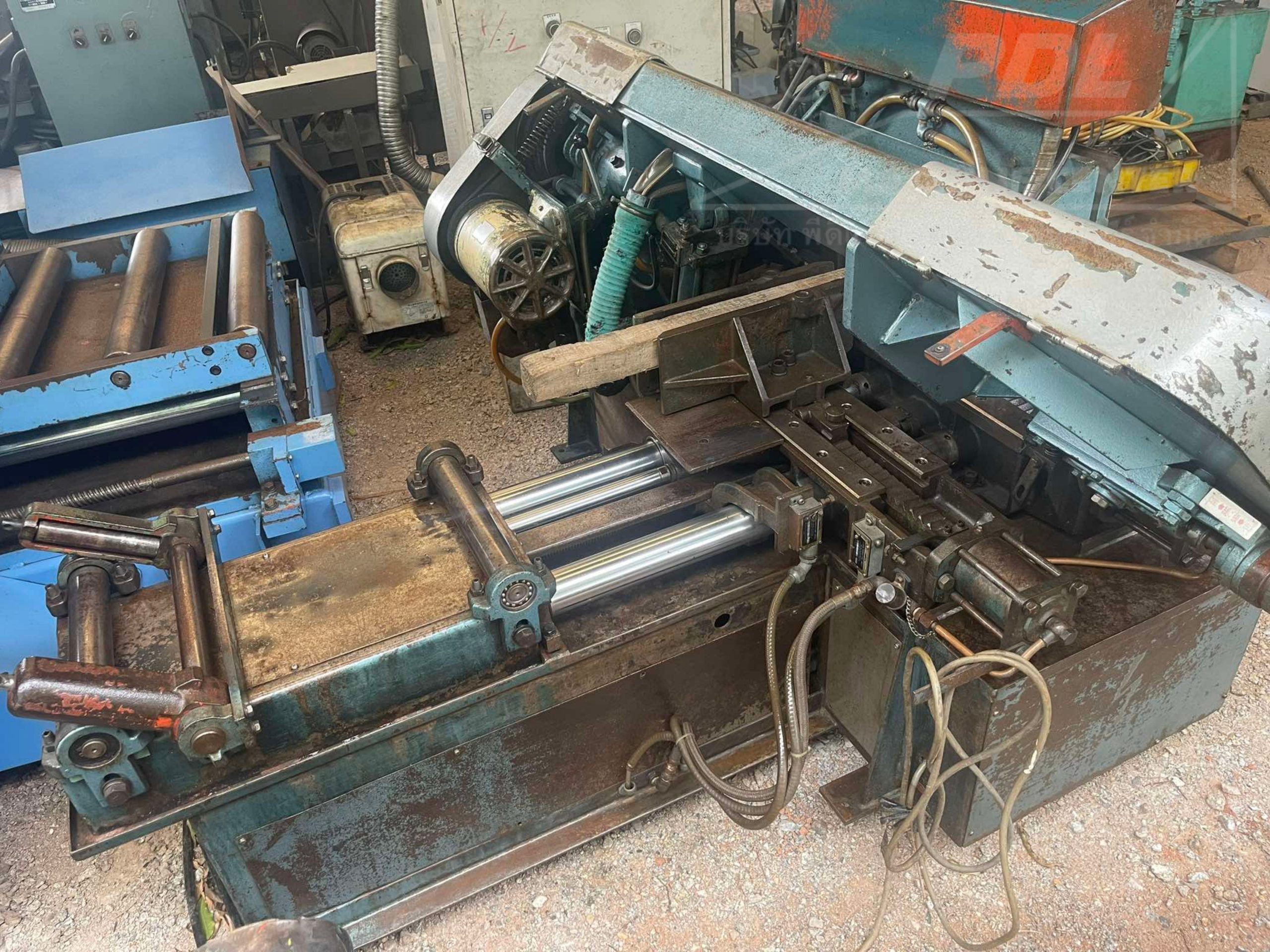 1136 Band Saw Amada HA-250 - Image 5