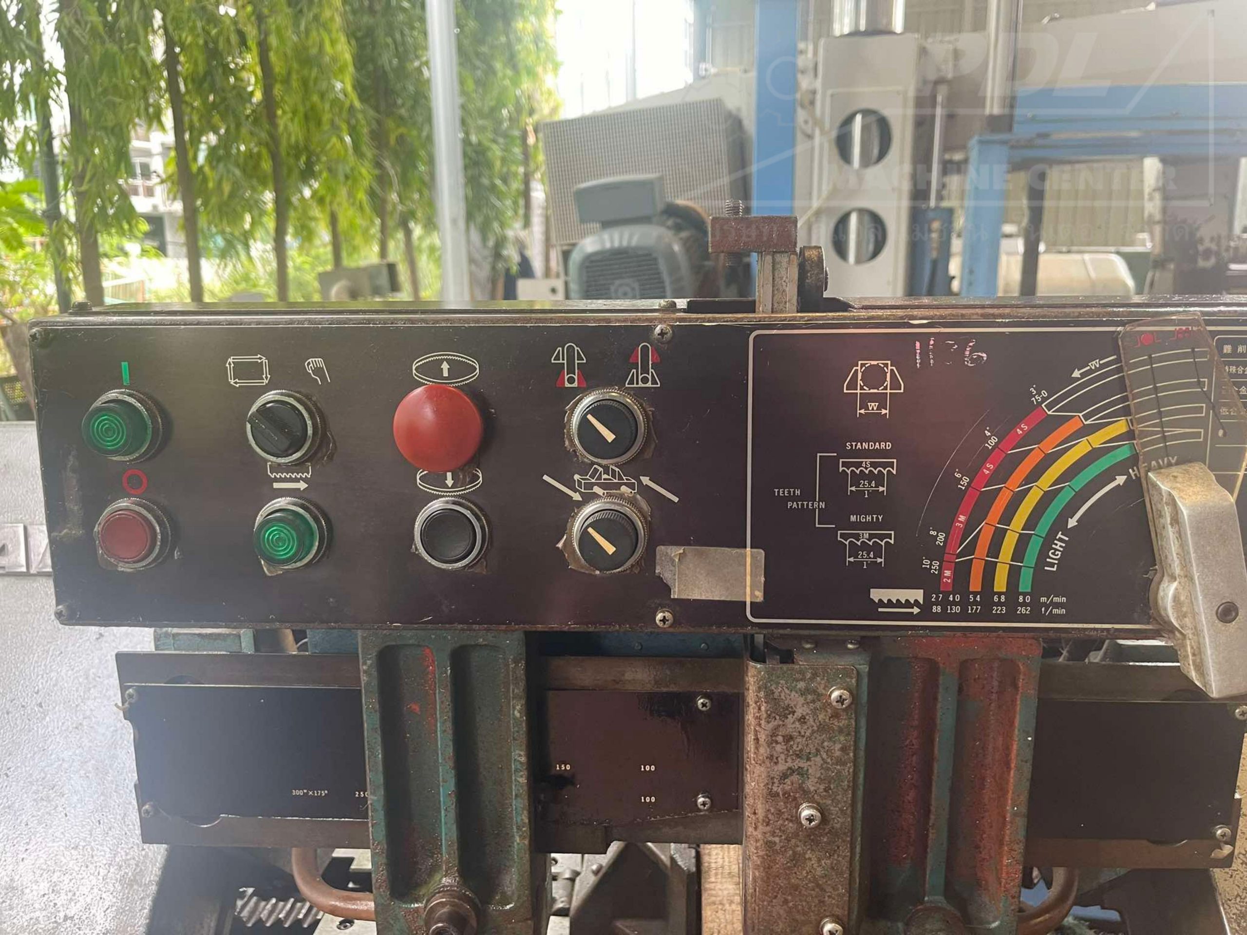 1136 Band Saw Amada HA-250 - Image 6