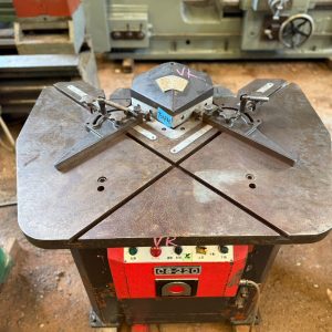 Corner Shear AMADA CS-220