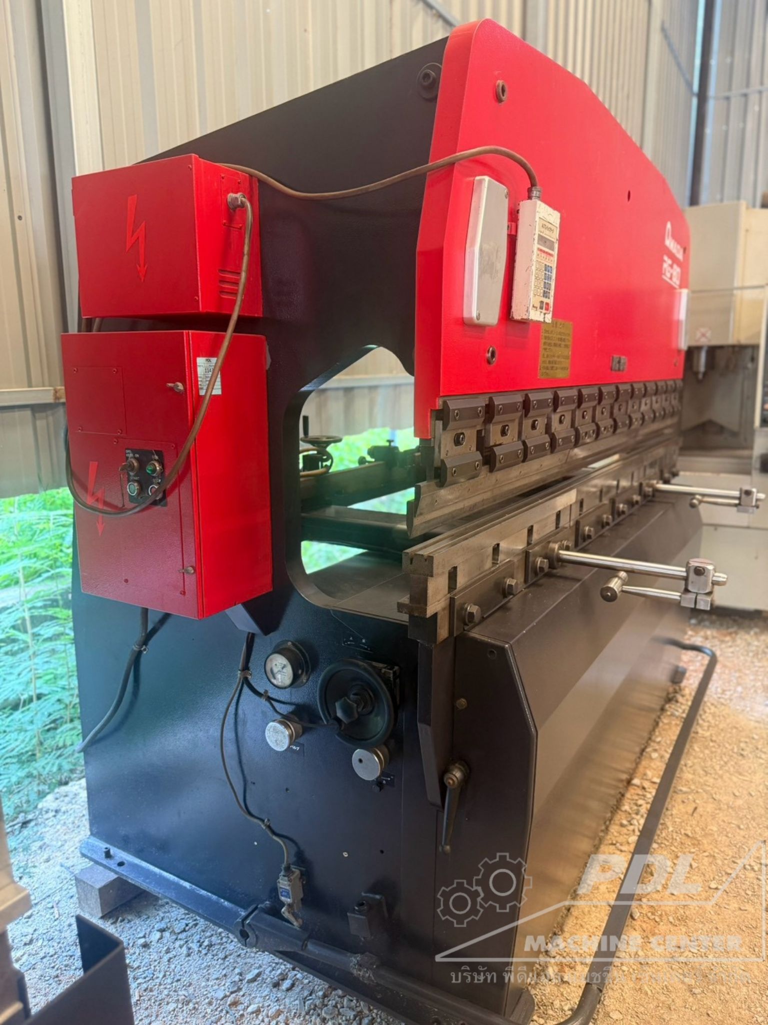 1143 Press Brake Amada RG-80 - Image 3